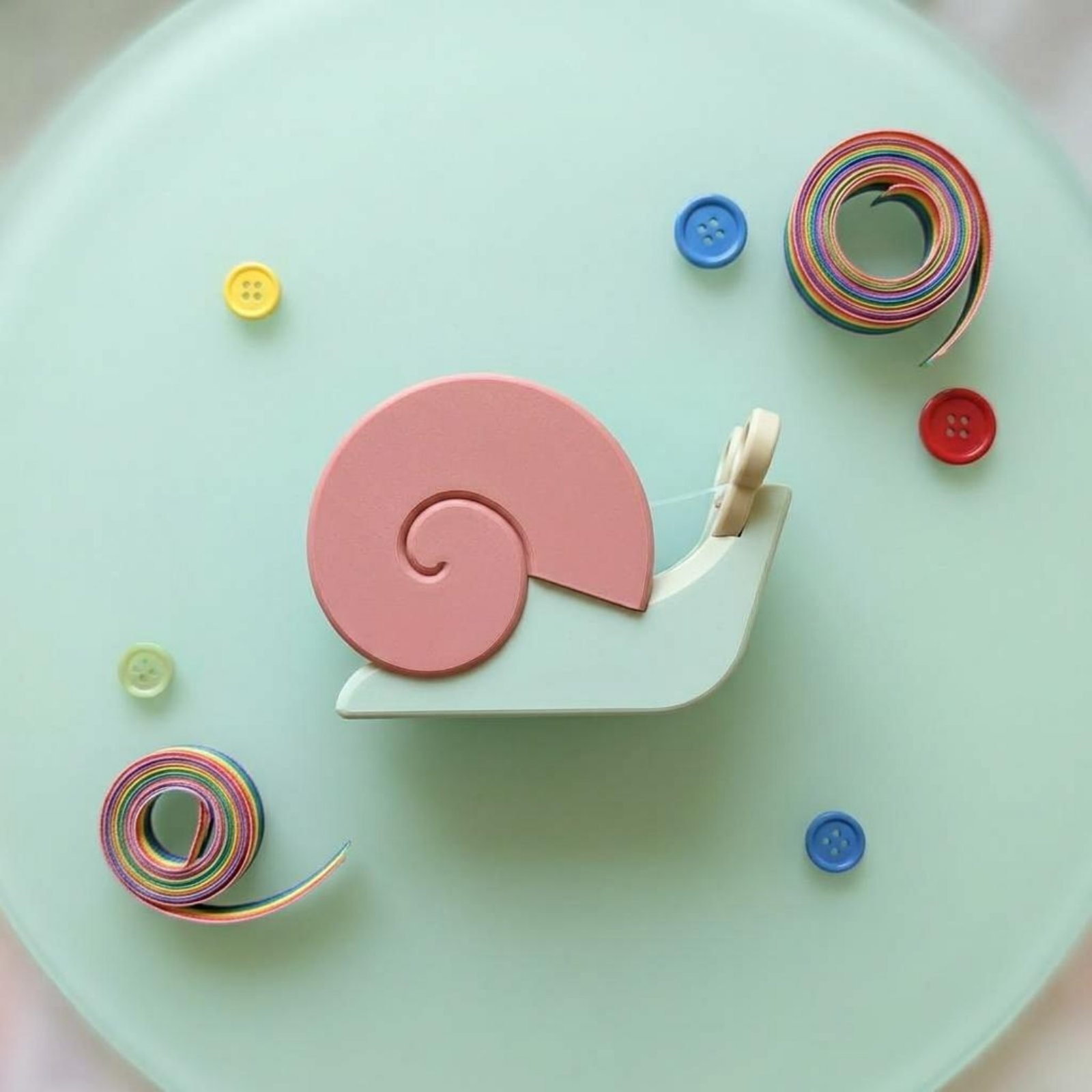 Snail-Shaped Tape Dispenser Pi - مراجعة Stationery Office وسعره