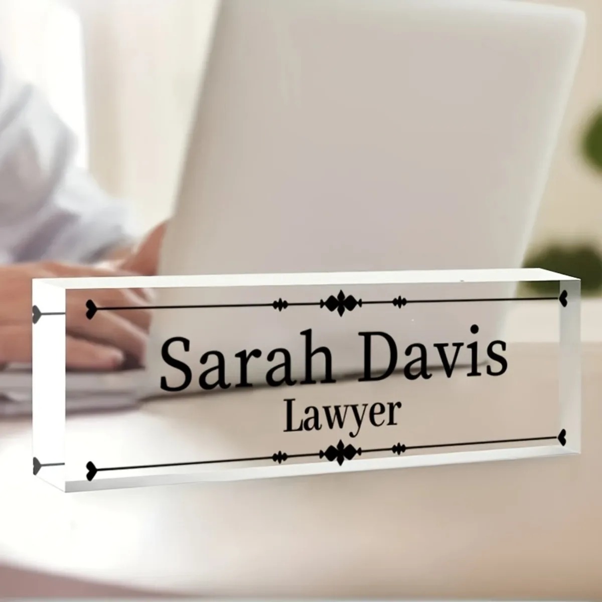 Customized 2D Flat Acrylic Des - مراجعة Desk Name Plate وسعره